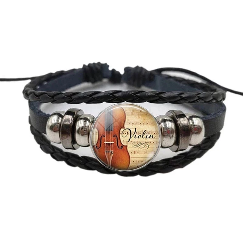 Черный классический музыкальный инструмент пианино гитара кларнет флейта