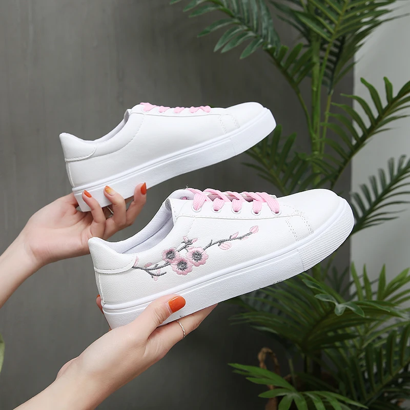 

Spring Breathble White Vulcanized Platform Shoes Women's Sneakers Pu Leather Women Lace Up Casual Fashion Embroider 2022 New 40