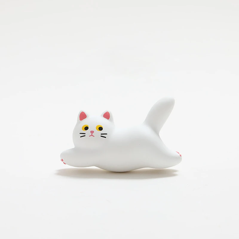 

Магнит для холодильника Бегущая кошка BearPaw