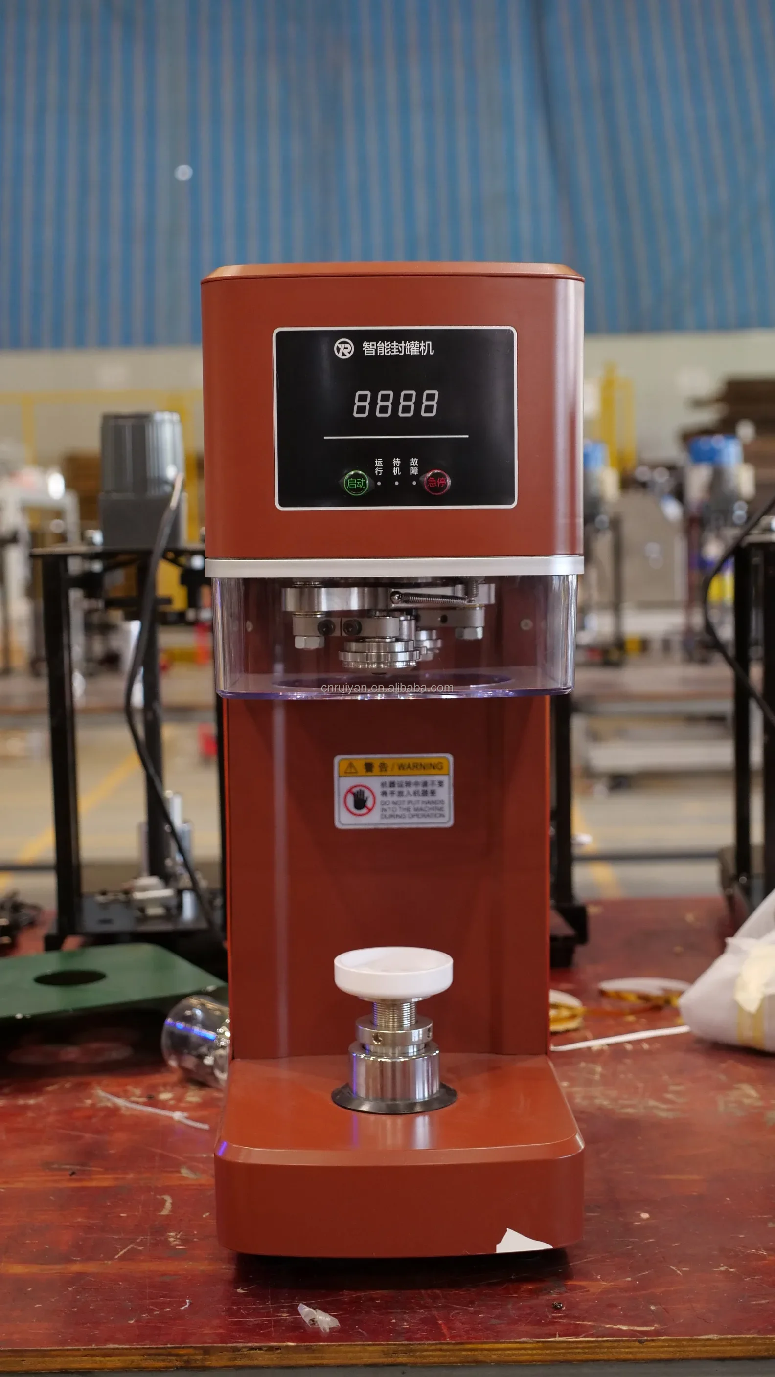 Новейшая машина для запечатывания консервных банок автоматическая жестяных с