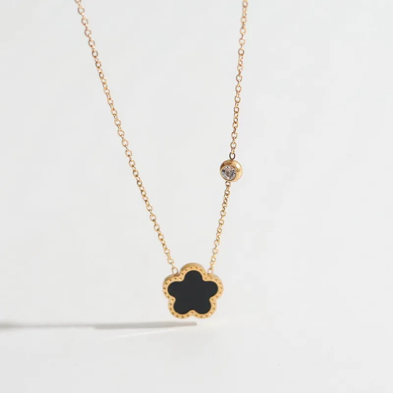 

Женский комплект из колье и серёг, из нержавеющей стали