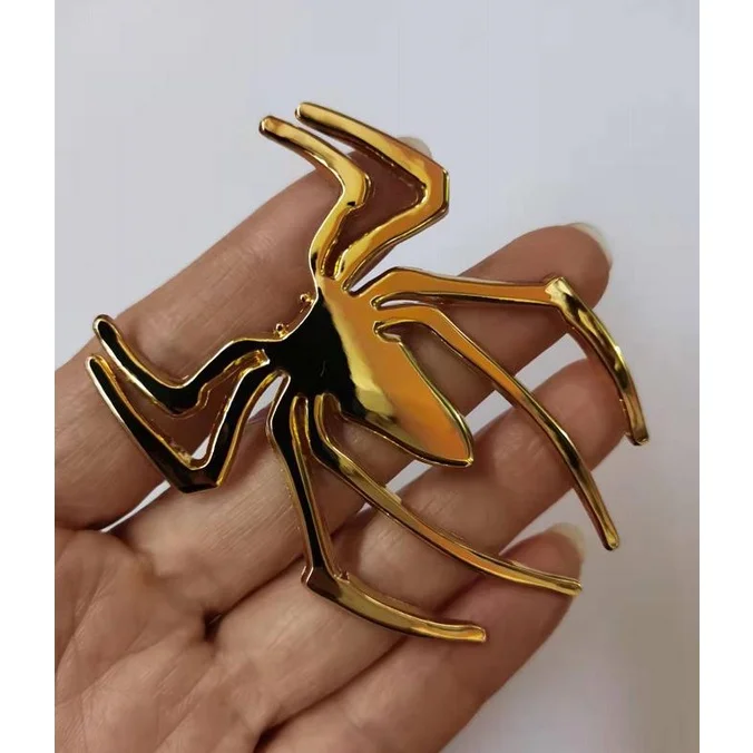 Автомобильная наклейка s Универсальная металлическая эмблема в форме паука