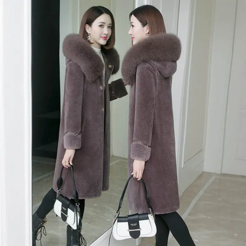 Women Real Fur Coat Women Sheep Shearing Jackets Winter Granular Velvet Korean Coat Long Fox Fur Collar Hooded Coat Female E693