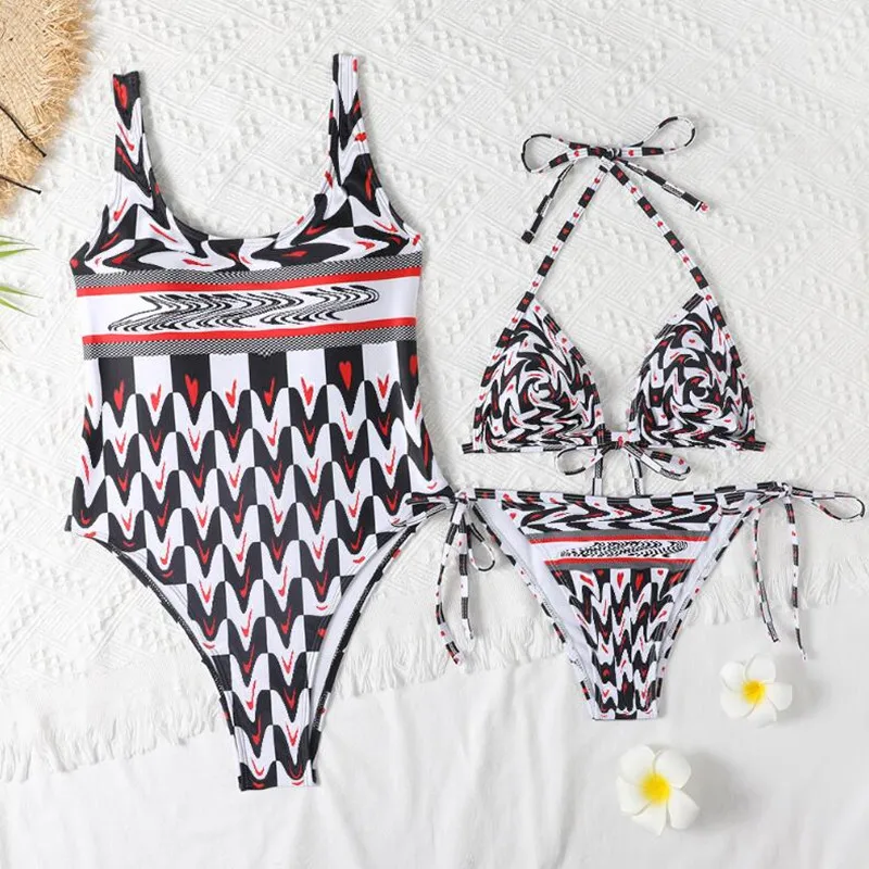 

2022 Super Hot Fashion Sexy Ladies Beach Beach Super Popular Beautiful One-piece Swimsuit Split