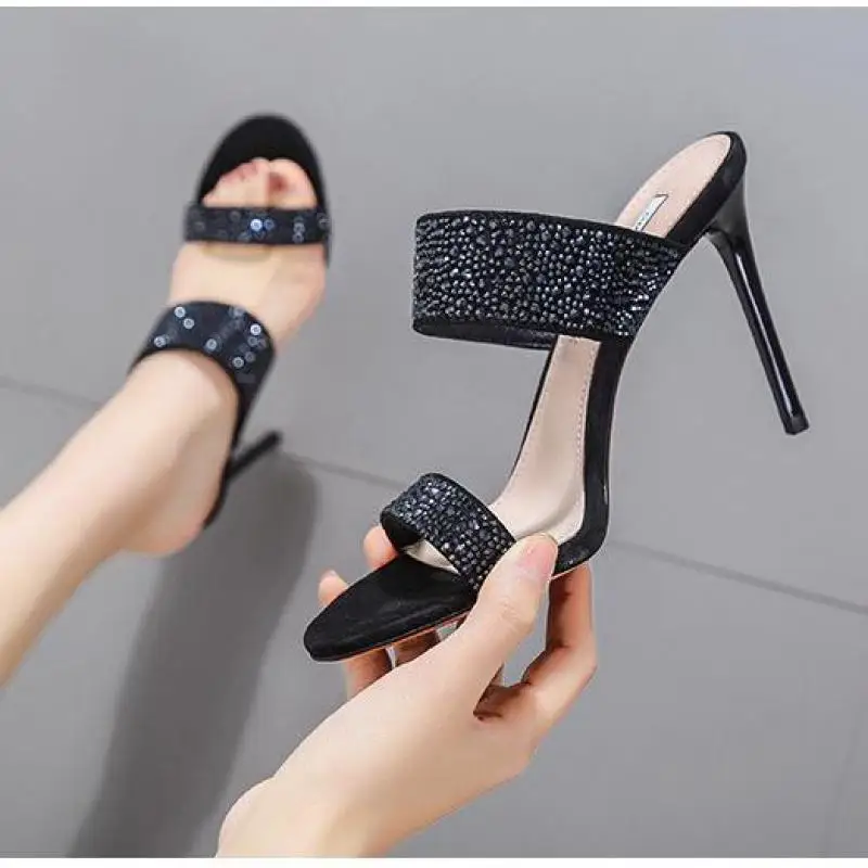 Женские шлепанцы с кристаллами сандалии на квадратном каблуке элегантные для