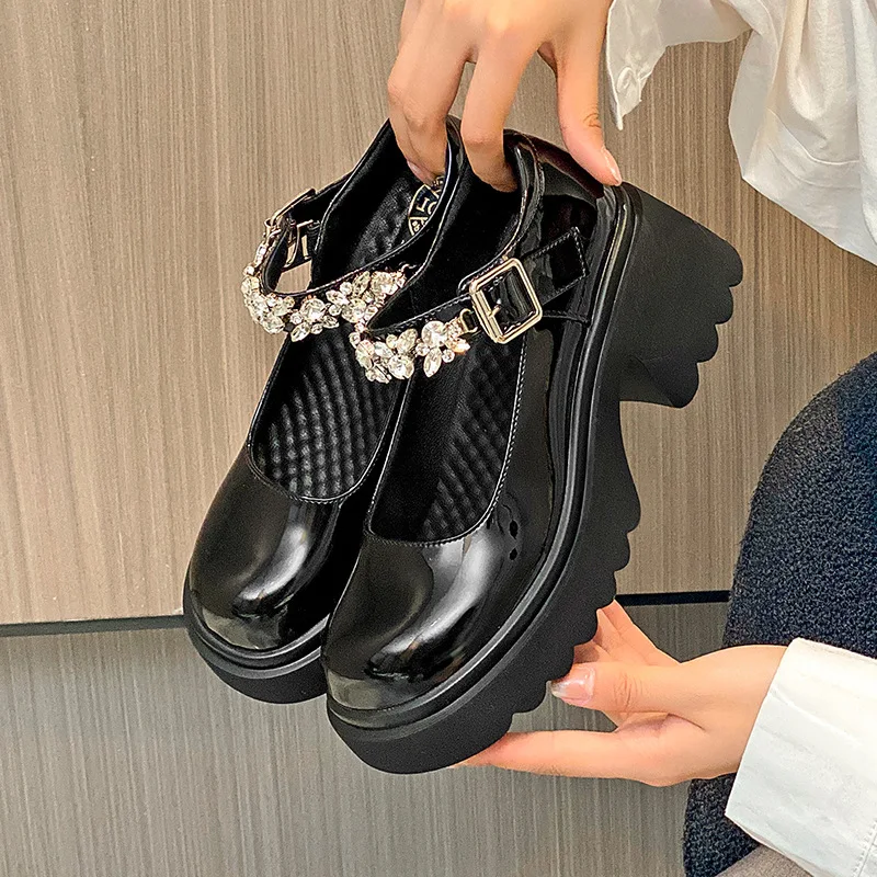 Туфли Мэри Джейн на толстой подошве со стразами винтажные с круглым носком и