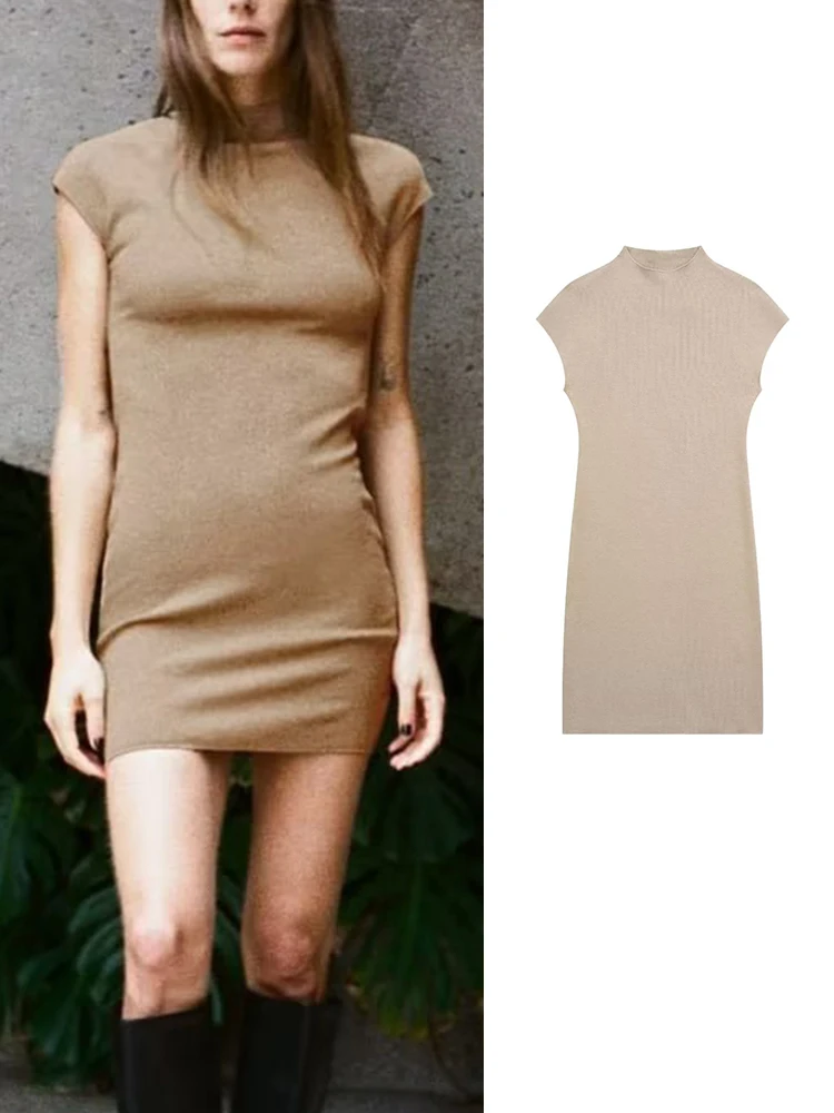 

Платье-мини женское трикотажное, без рукавов, на осень