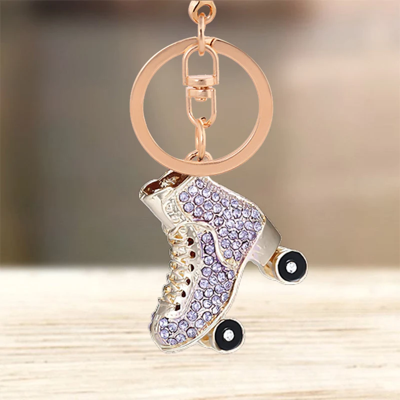 

Женский брелок для ключей для роликовых коньков