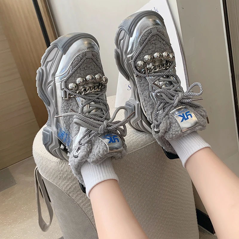 

Зимние теплые плюшевые женские сапоги для снежной погоды высокие сапоги на танкетке массивные сапоги на меху кожаные белые кроссовки на пл...