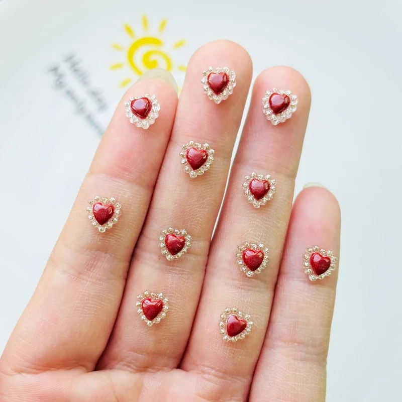 Новинка 100 шт. кавайные Мультяшные фигурки с красным персиковым сердцем из смолы