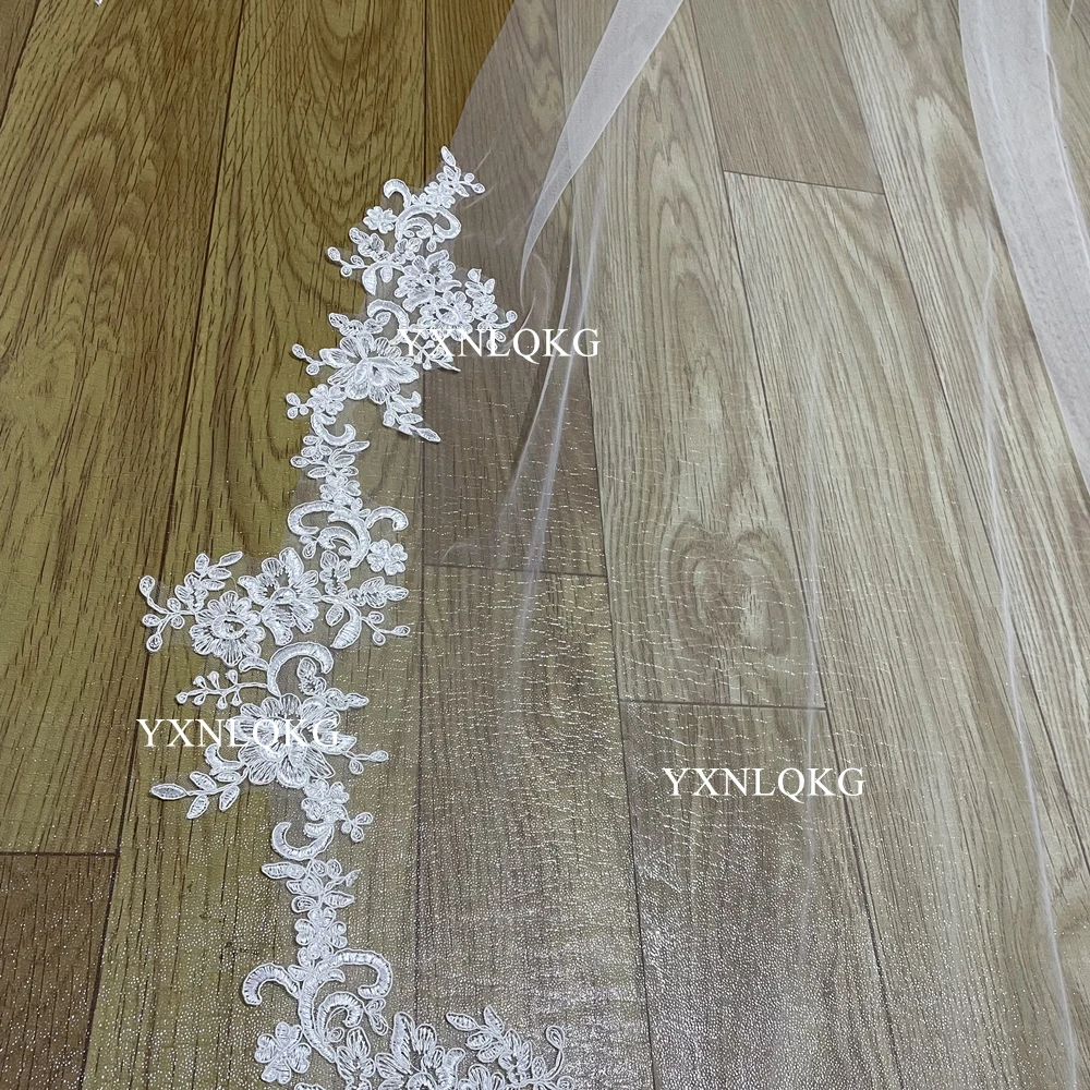 Фата свадебная длиной 3 метра с кружевной каймой и гребнем |