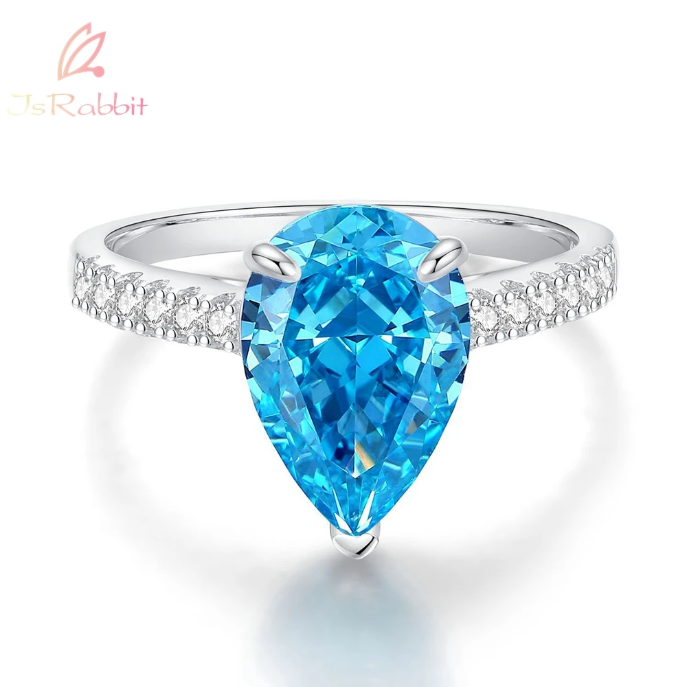 Женское кольцо из серебра 925 пробы с сапфировым камнем 18 К