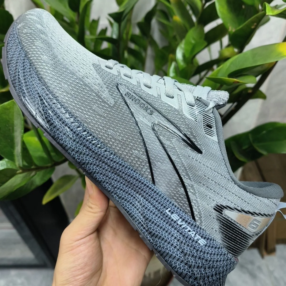 

Spring and autumn new high-value energy floating 6 breathable mesh men's super soft elastic running shoes