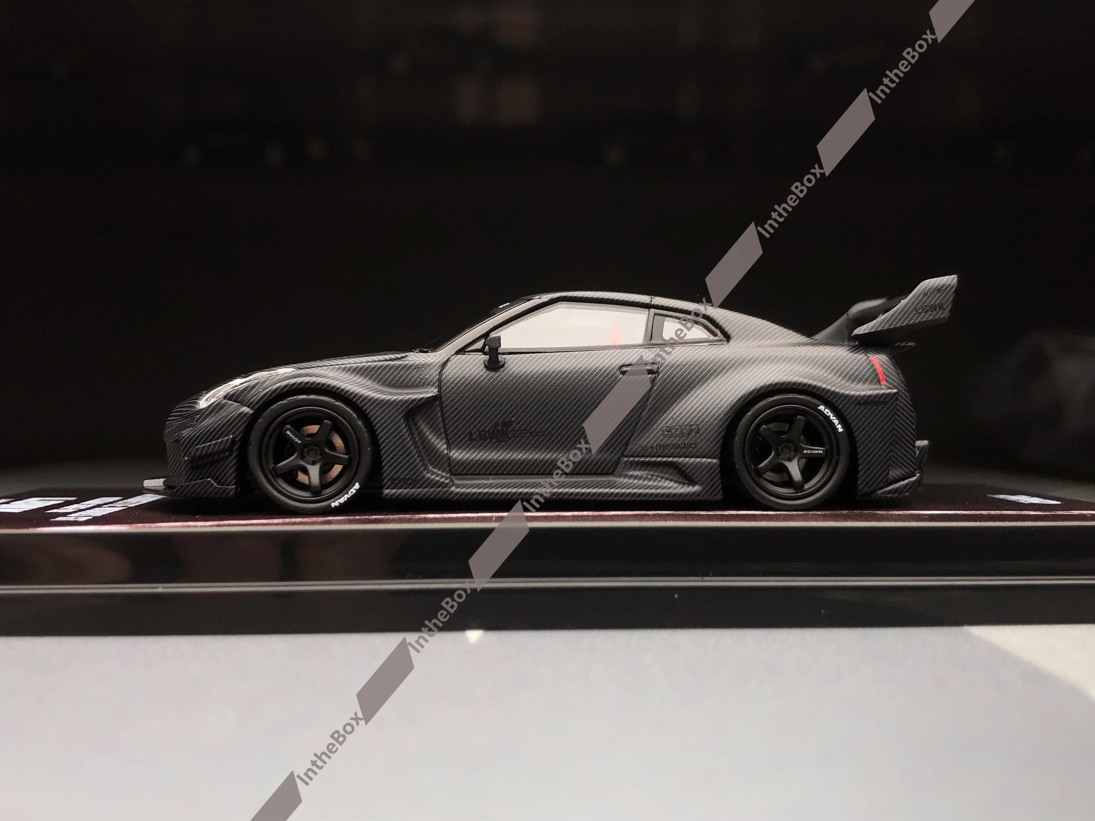 Inno Inno64 1:64 LB Silhouette GT 35GT-RR JDM LBWK Спортивная модель Литая под давлением автомобиля