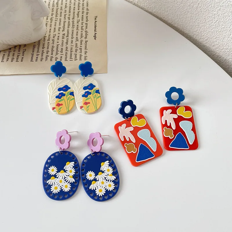 

New Bohemia Colorful Daisy Flower Acrylic Painted Drop Earrings for Women Girls Fashion Simple Flower Geometric Earrings Jewelry