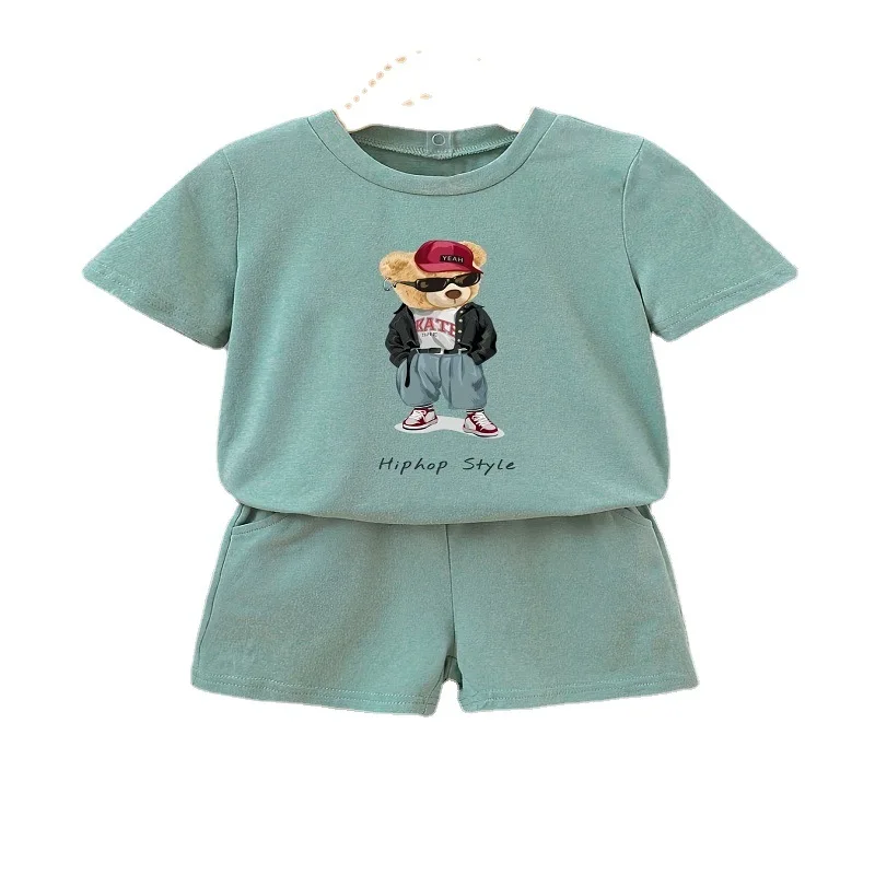 

Летняя одежда для маленьких мальчиков, костюмы, топ и низ для младенцев, детские шорты с коротким рукавом и принтом медведя, комплект из 2 пре...