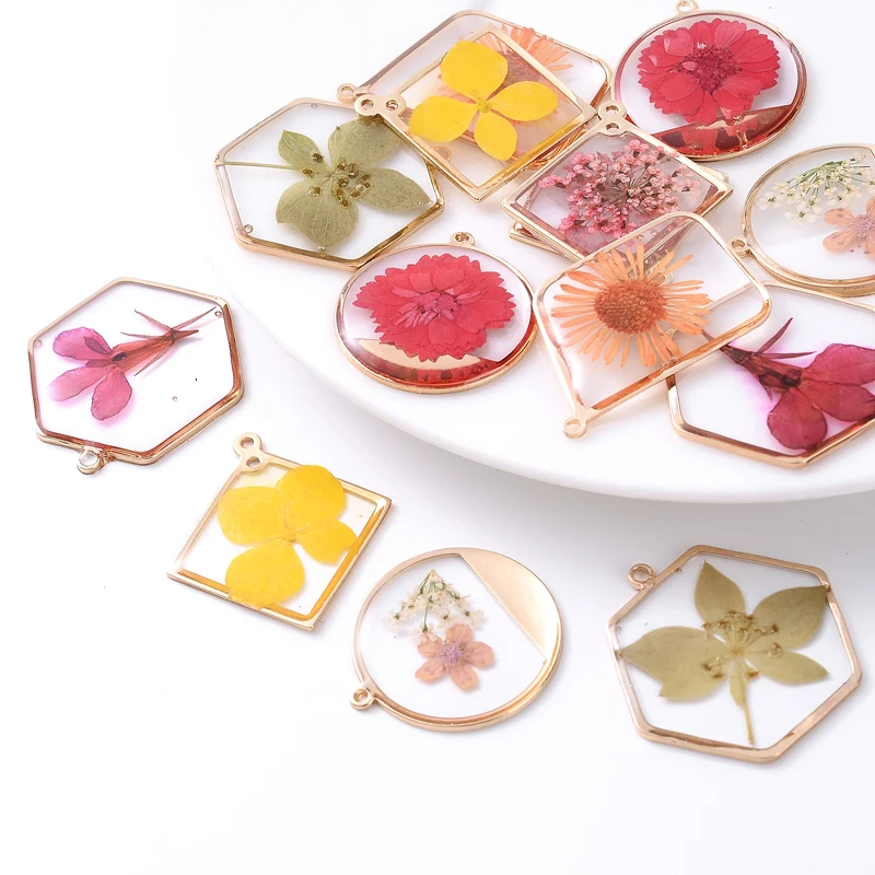 

12Pcs Geometric Pressed Plated Epoxy Real Hibiscus Daisy Plum Petunia Petal Dried Flower Resin Charms Pendant for Jewelry Making