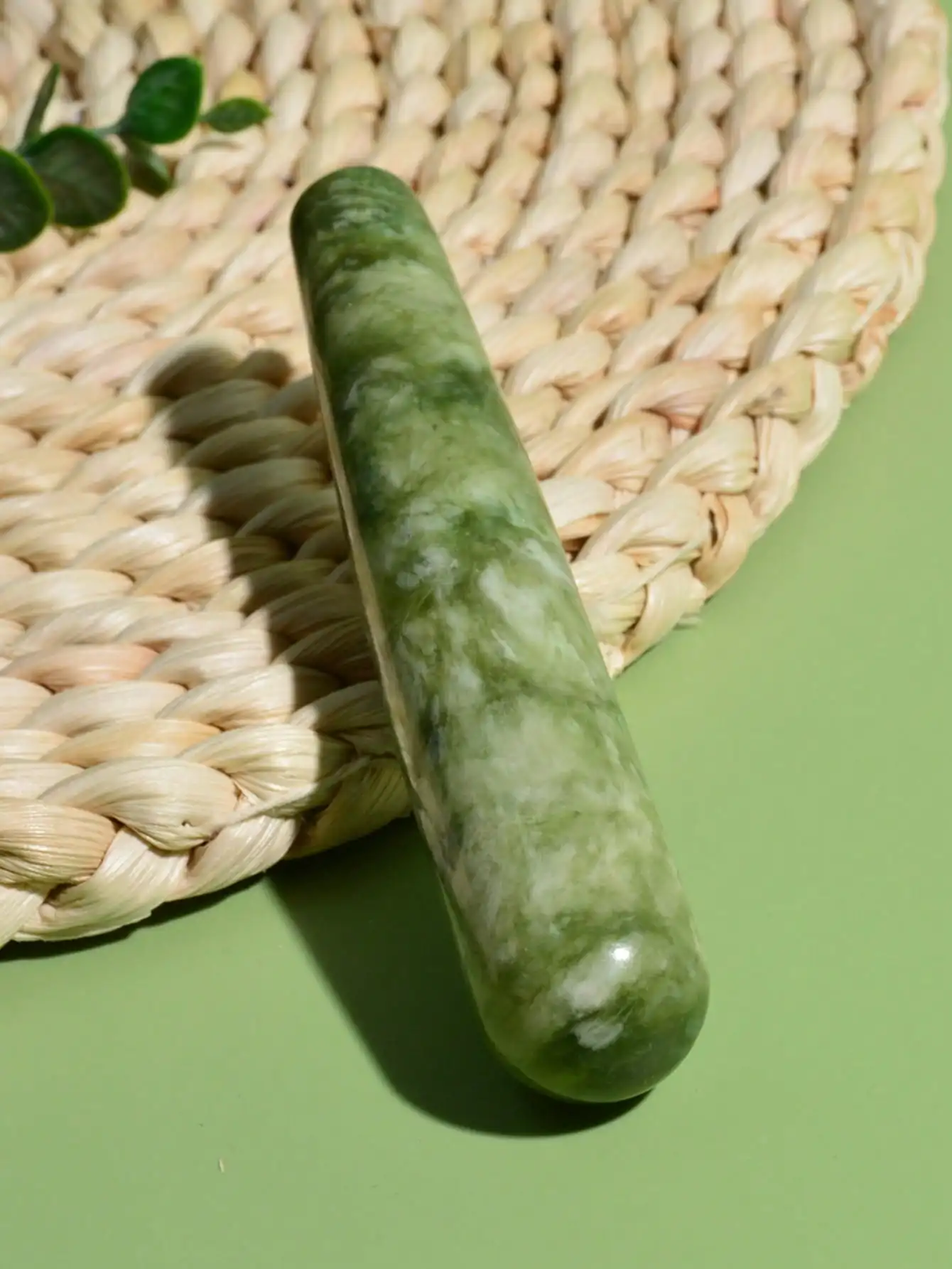 1 шт. массажная палочка-цилиндр из натурального нефрита