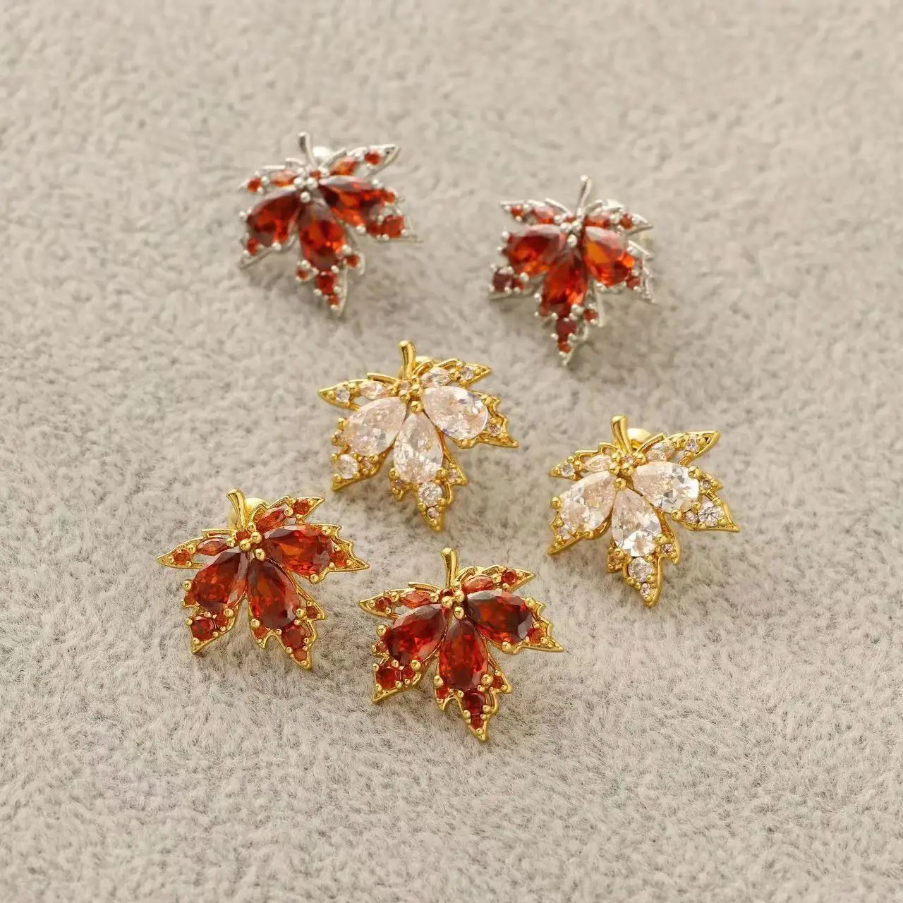Trendy Maple Leaves Shaped Earrings for Women Rhinestone Pearl Luxury Jewelry Sexy Creative Anniversary Gift 2023