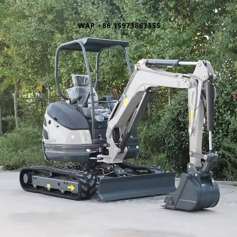 Фото Лидер продаж: 3-тонный мини-экскаватор Kubota на гусеничном ходу с боковым поворотом стрелы, оснащенный рыхлителем, с коробкой передач, соответствующей стандартам EPA №1