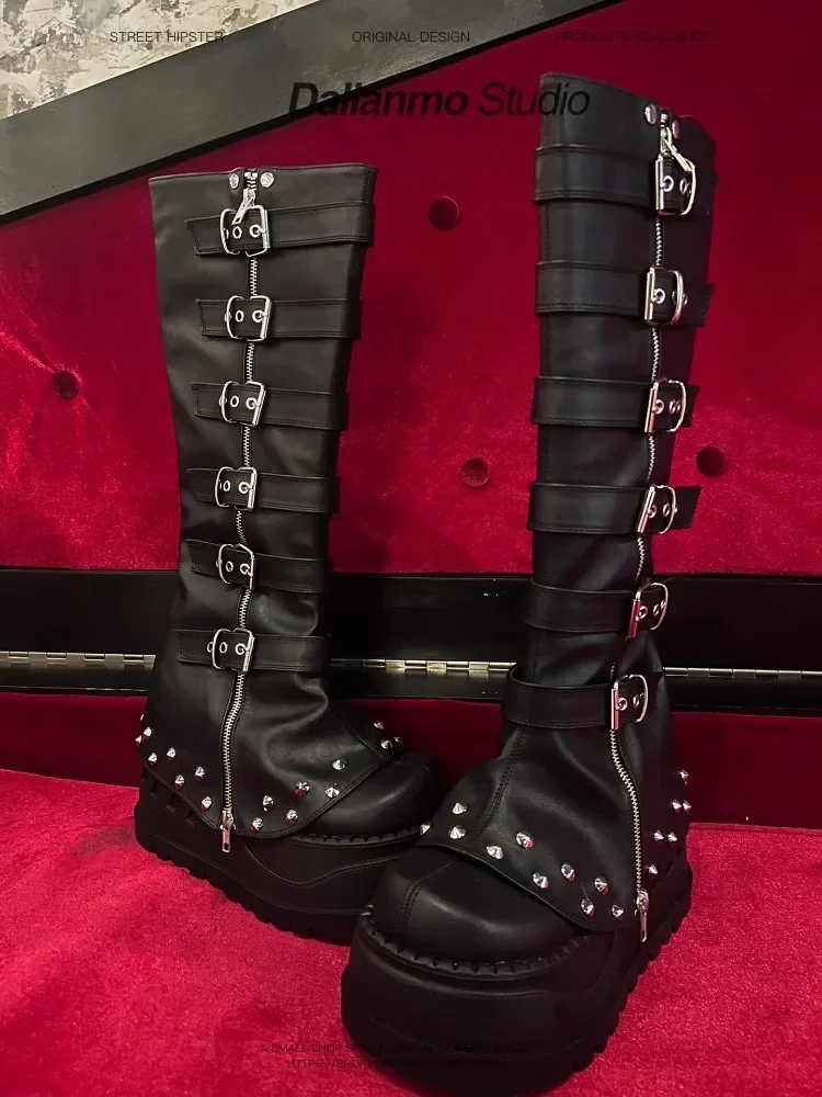 Черные металлические комбинированные длинные сапоги в стиле панк крутые ботинки
