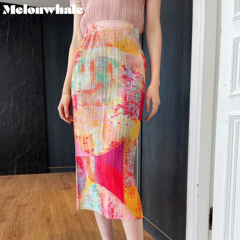 

MelonWhale Miyake Designer Women's Pleated Skirt Slit Korean Style Sense Graffiti Print Mid-length Straight Long Casual 2023