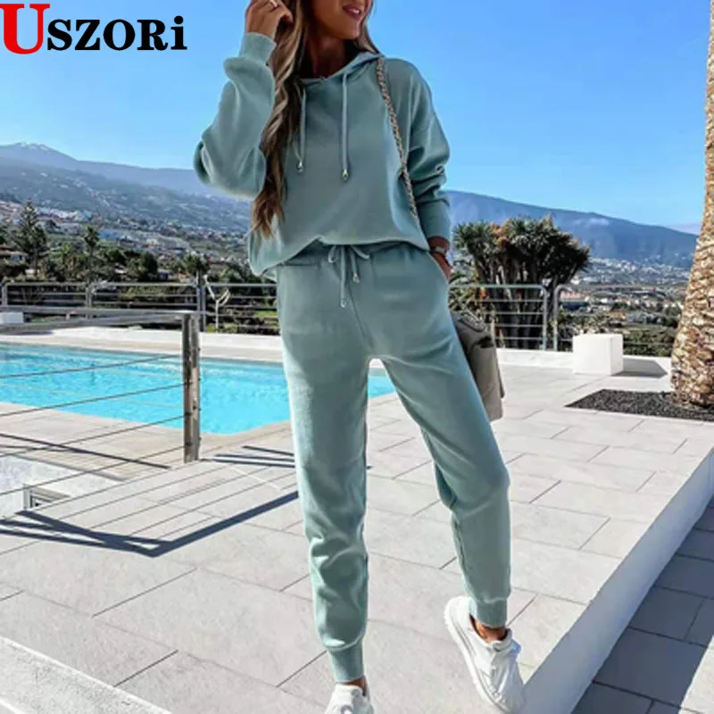 

Women 2022 Fashion Tracksuit Autumn And Winter Long Sleeved Plush Hooded Loose Sweater Slim Fit String Pants Two-piece Set