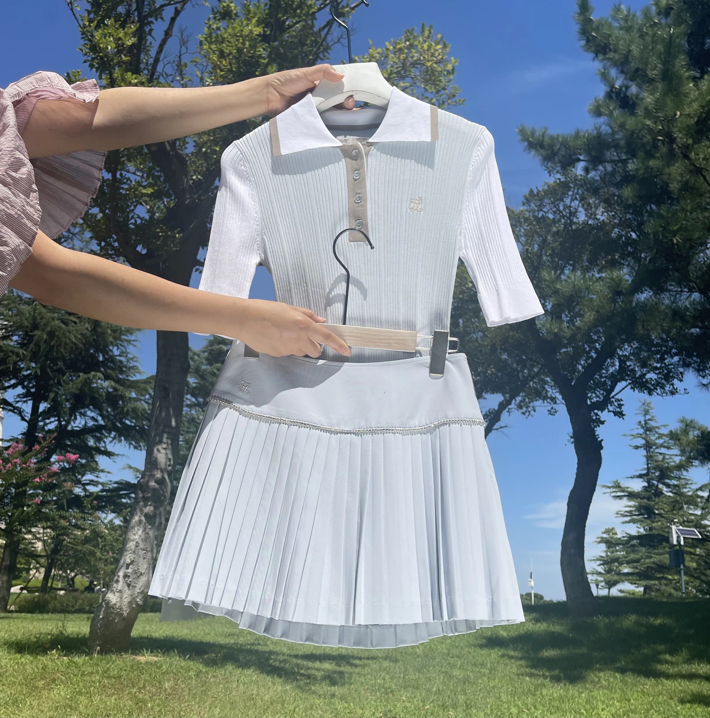 

Korean spring and autumn women's style Korean high-end lady golf clothing women's cool splicing 5-sleeve Knitted Top