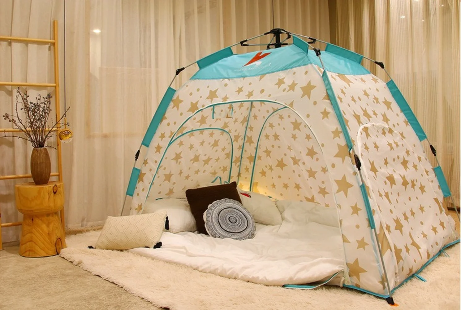 Indoor Tent Fully Automatic Winter Warm Windproof Ultralight Birthday Holiday Gifts for Boys and Girls Kids Play | Спорт и