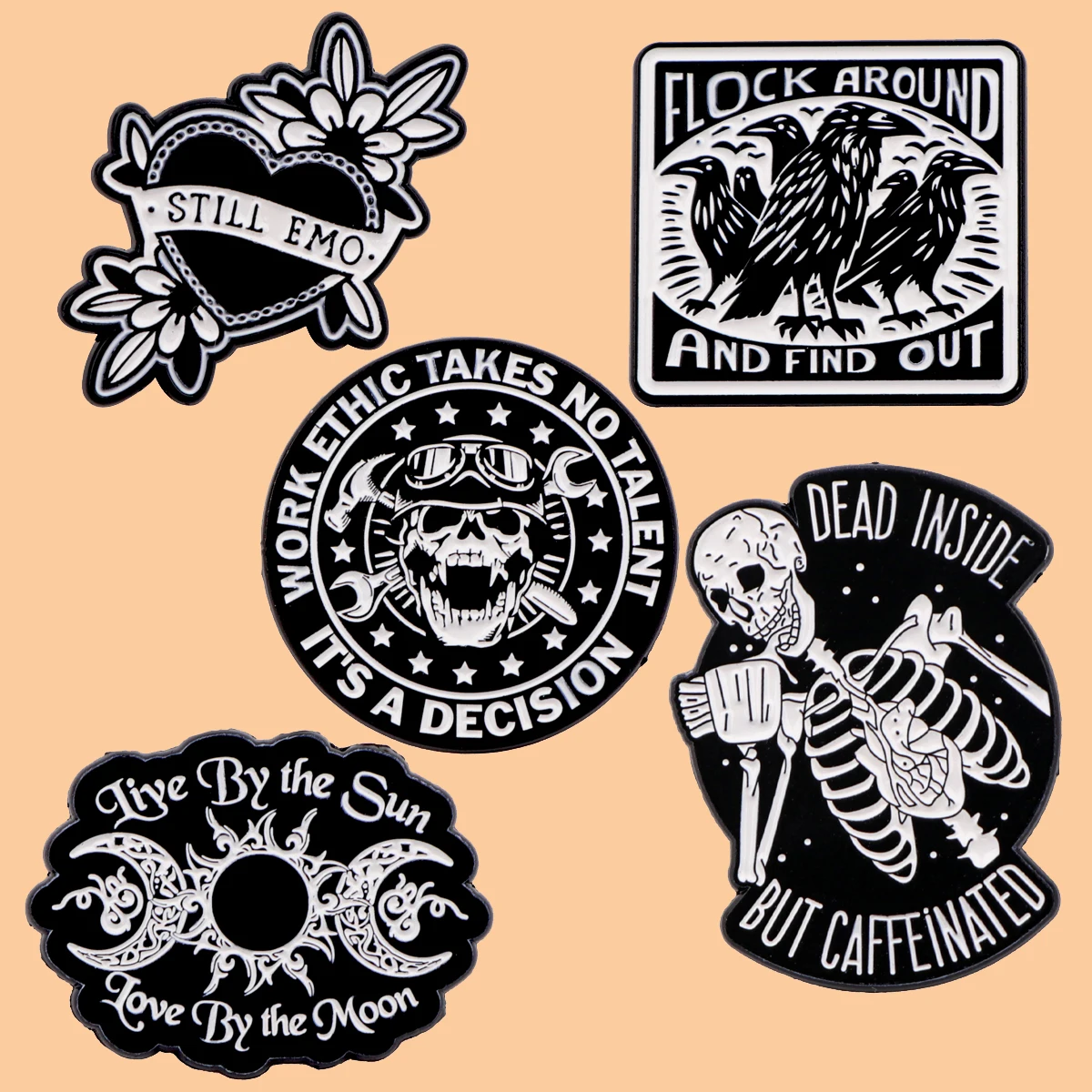 Ворона Луна Любовь Эмаль заколки лацкан значок на рюкзак одежда шляпа аксессуары