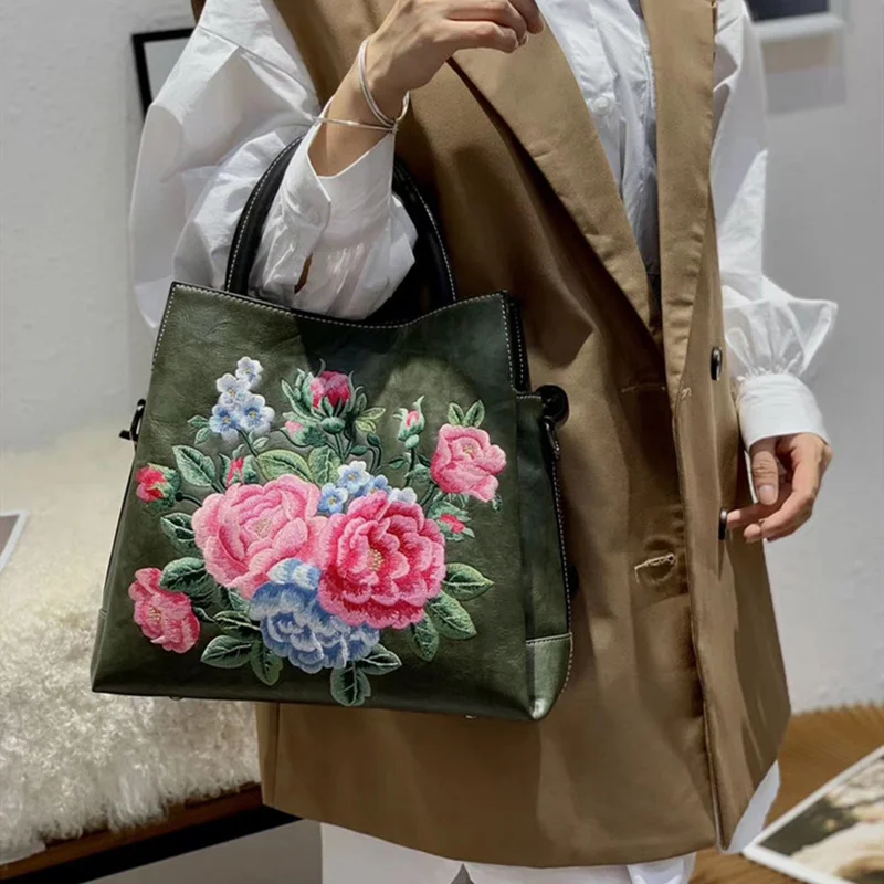 

Роскошная женская сумка на плечо, новинка 2023, высококачественные женские сумки с вышивкой, сумка через плечо с тиснением в китайском стиле д...
