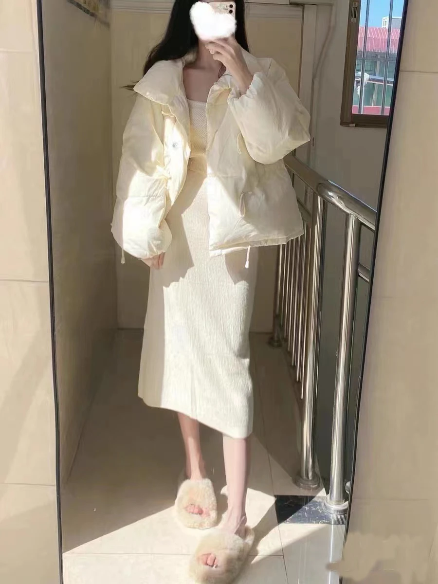 Рисунок 5 - Женские утепленные куртки