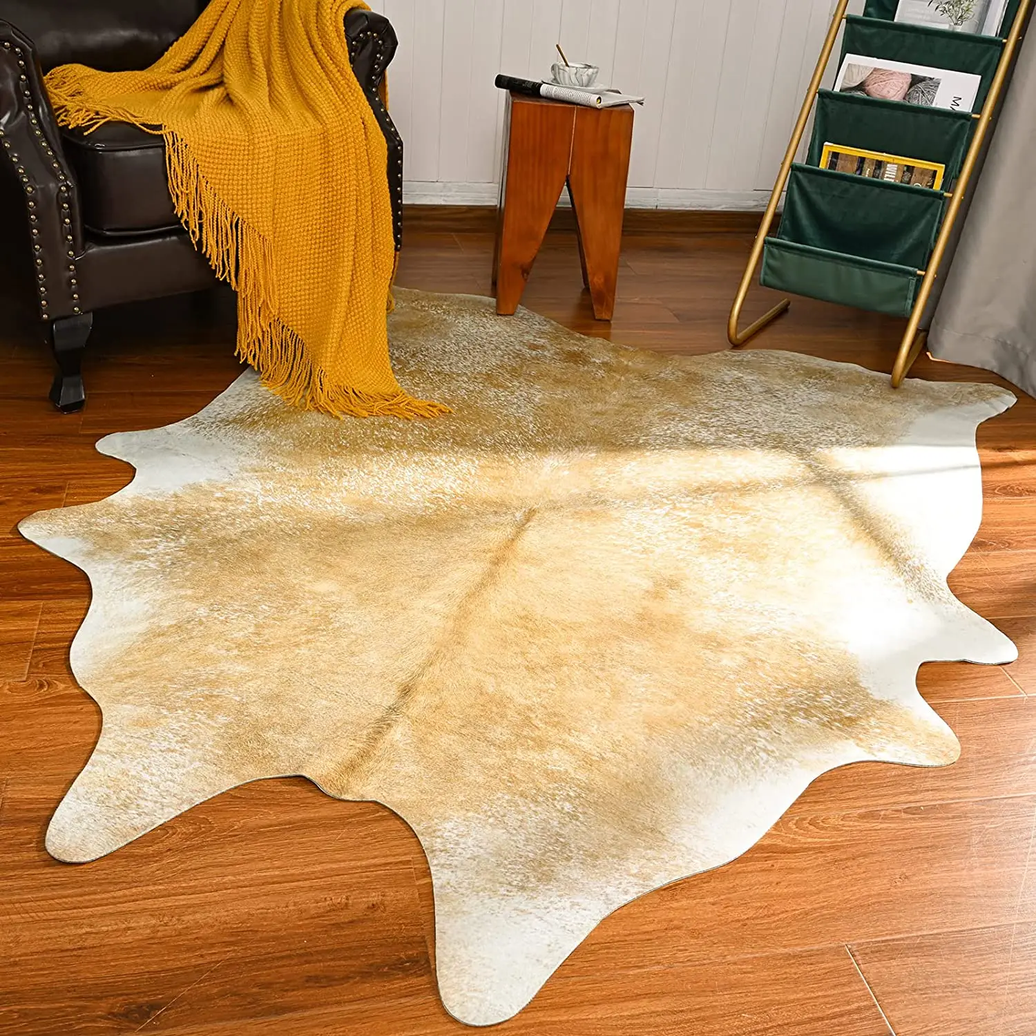Cowhide Carpet Cow Print Rug American Style for Bedroom Living Room Cute Animal Printed Carpet Faux Cowhide Rugs for Home Decor