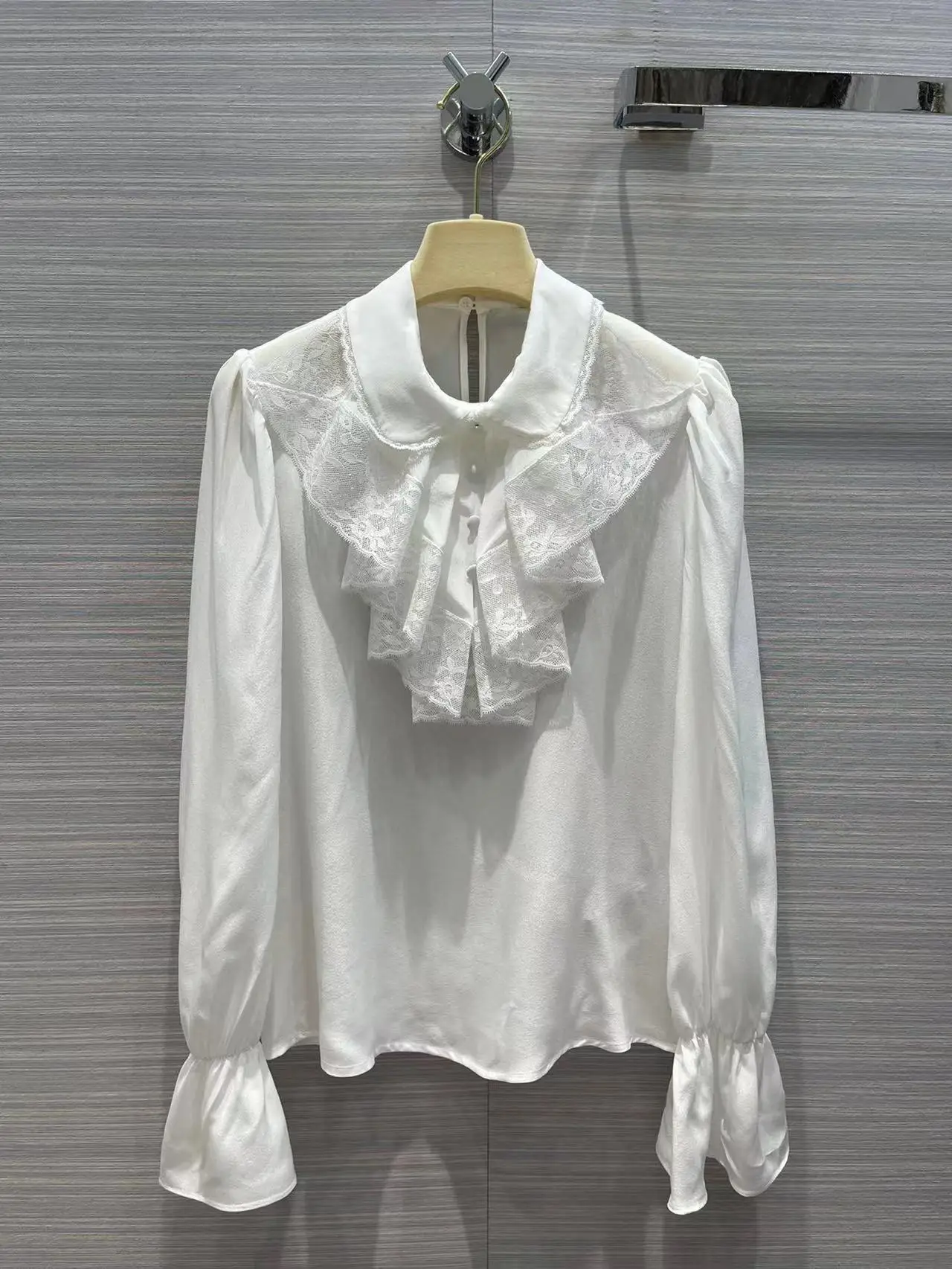

Fashion Luxury Silk Blouse 2022 Summer Spring New Design Women Runway Solid High Quality White Blouse