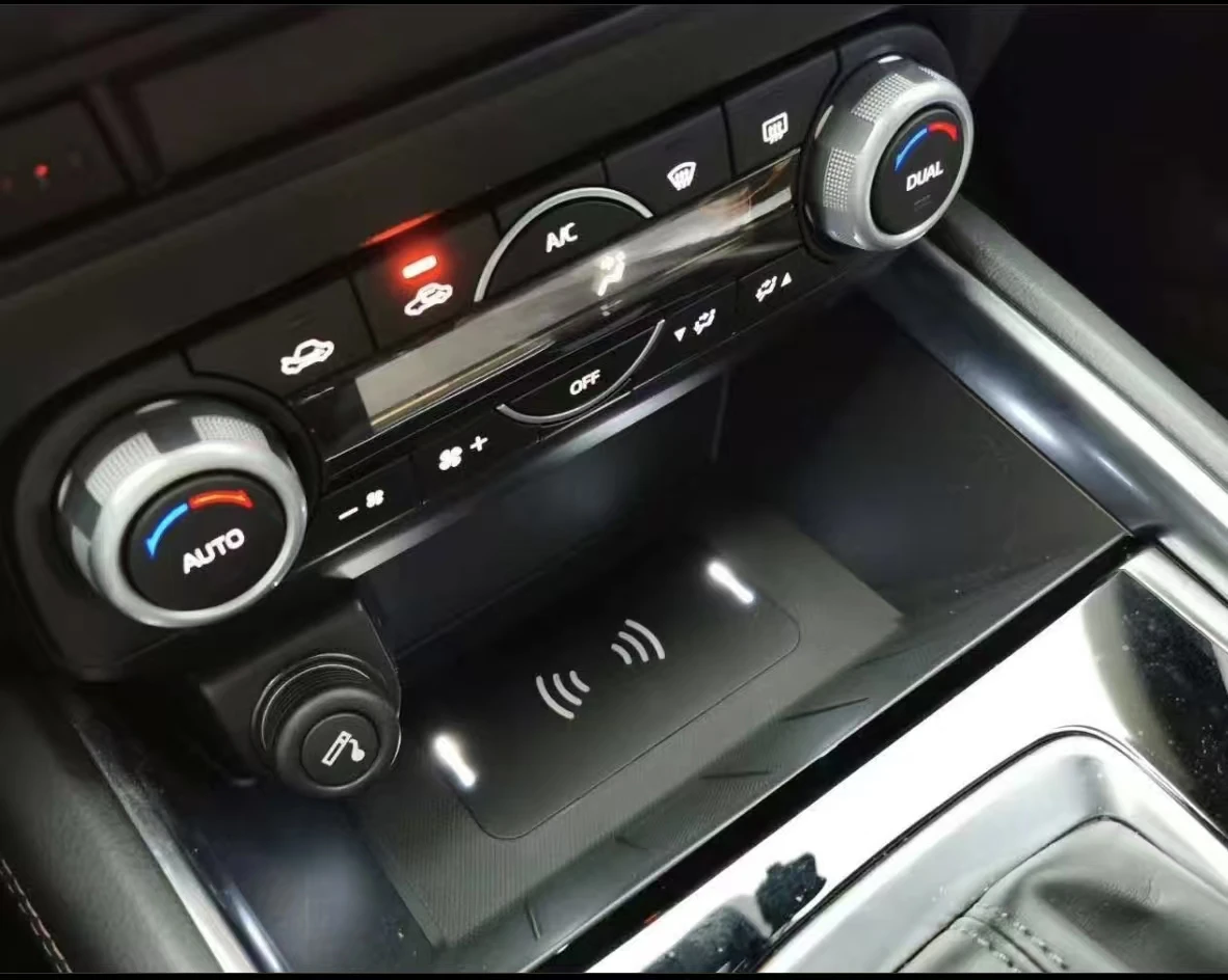 

Автомобильное беспроводное зарядное устройство, центральная консоль, панель быстрой зарядки телефона для Mazda CX-5 CX5, аксессуары для интерьера 2017-2025, оригинальные детали