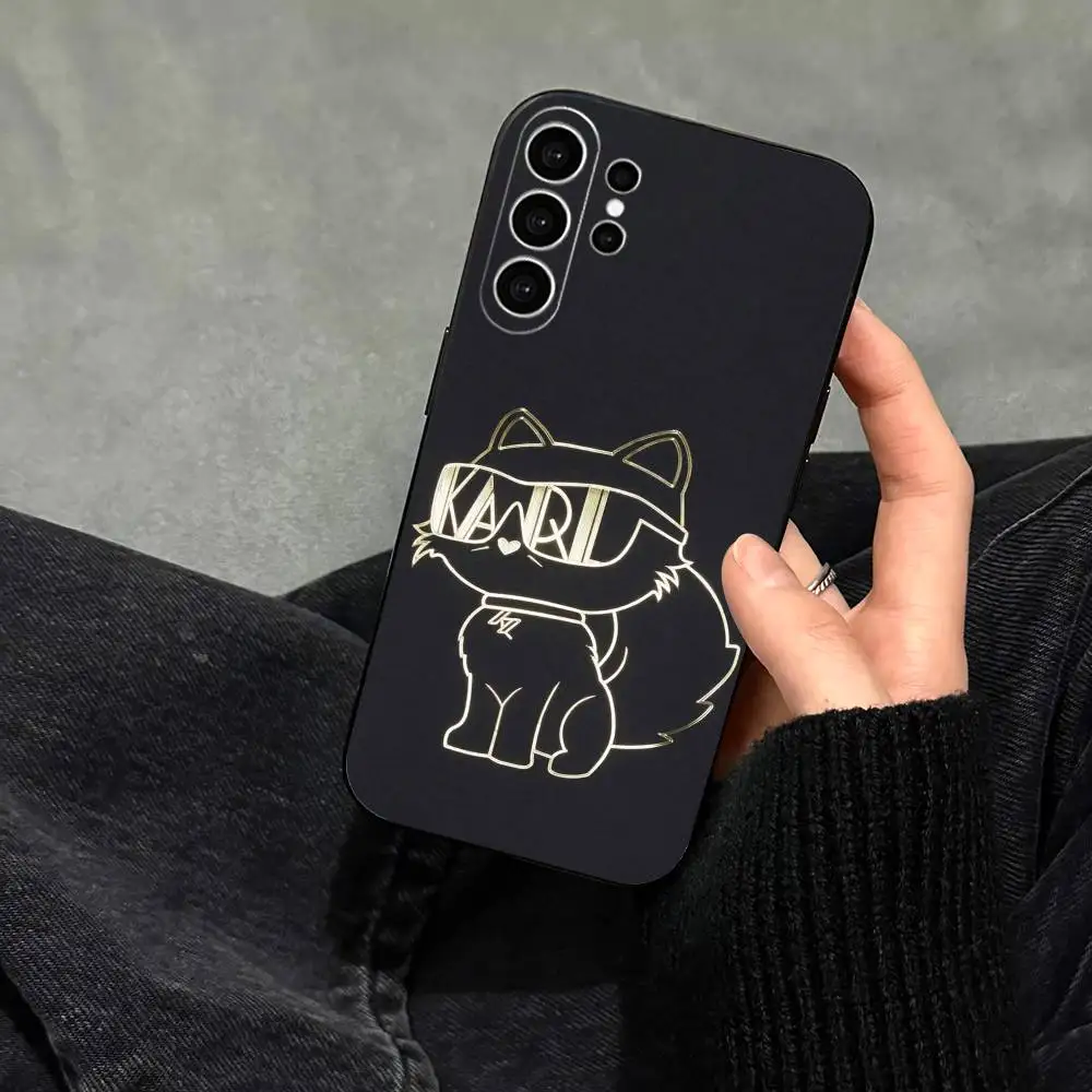 Фото Чехол для телефона K-Karls Lagerfelds Cat Gift для Samsung S25, S24, S21, S22, S23, S30, Ultra, S20, Plus, FE, мягкий силиконовый, черный №4