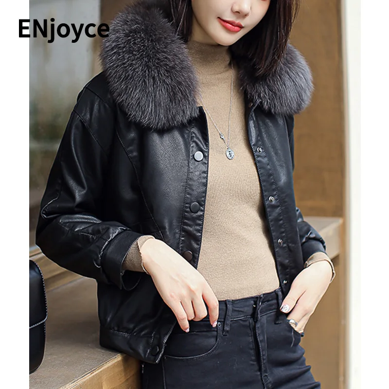 

Куртка женская зимняя из искусственной кожи со съемным воротником из лисьего меха