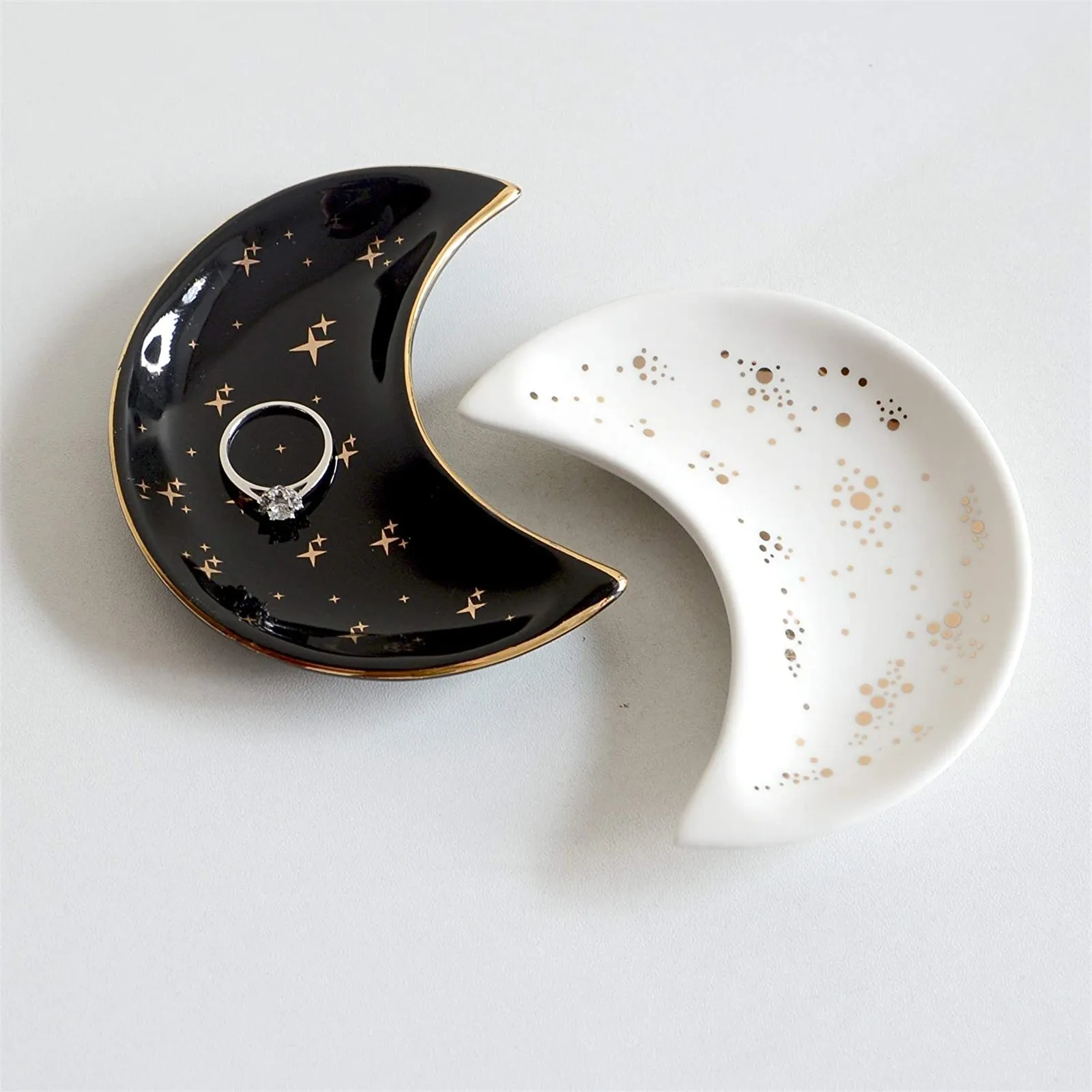 

Small Moon Jewelry Dish Tray, Decorative Ceramic Trinket Dish Ceramic Storage Tray Decorative Ceramic Trinket Dish