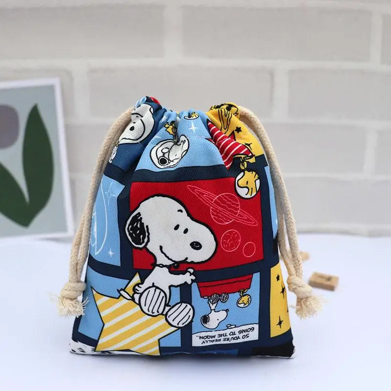 

9 Styles Kawaii Snoopy Cartoon Mini Waterproof Cosmetic Bag 17/14Cm Drawstring Pocket Personalized Creative Mobile Phone Bag