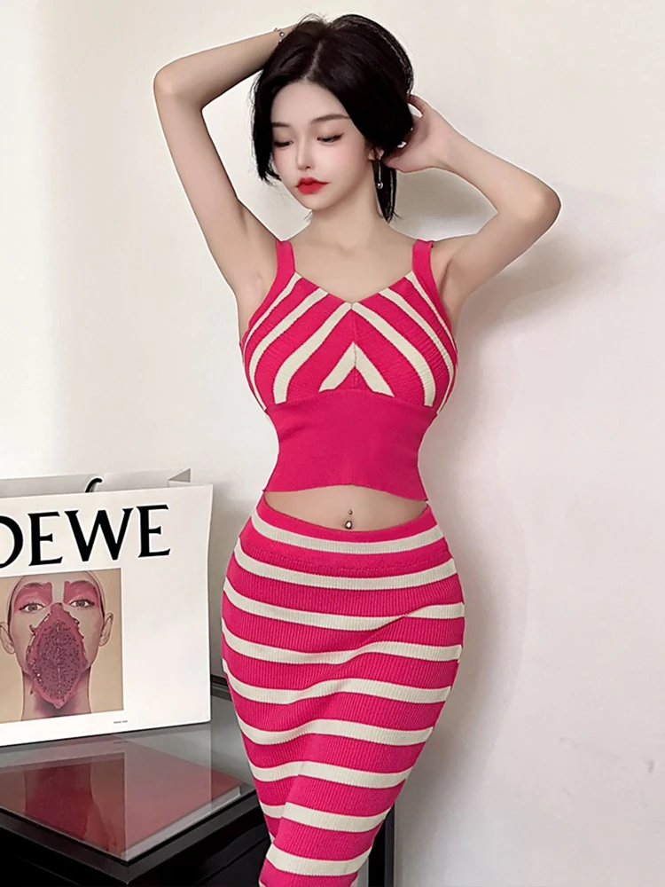 Модный трикотажный летний комплект из 2 предметов женский свитер