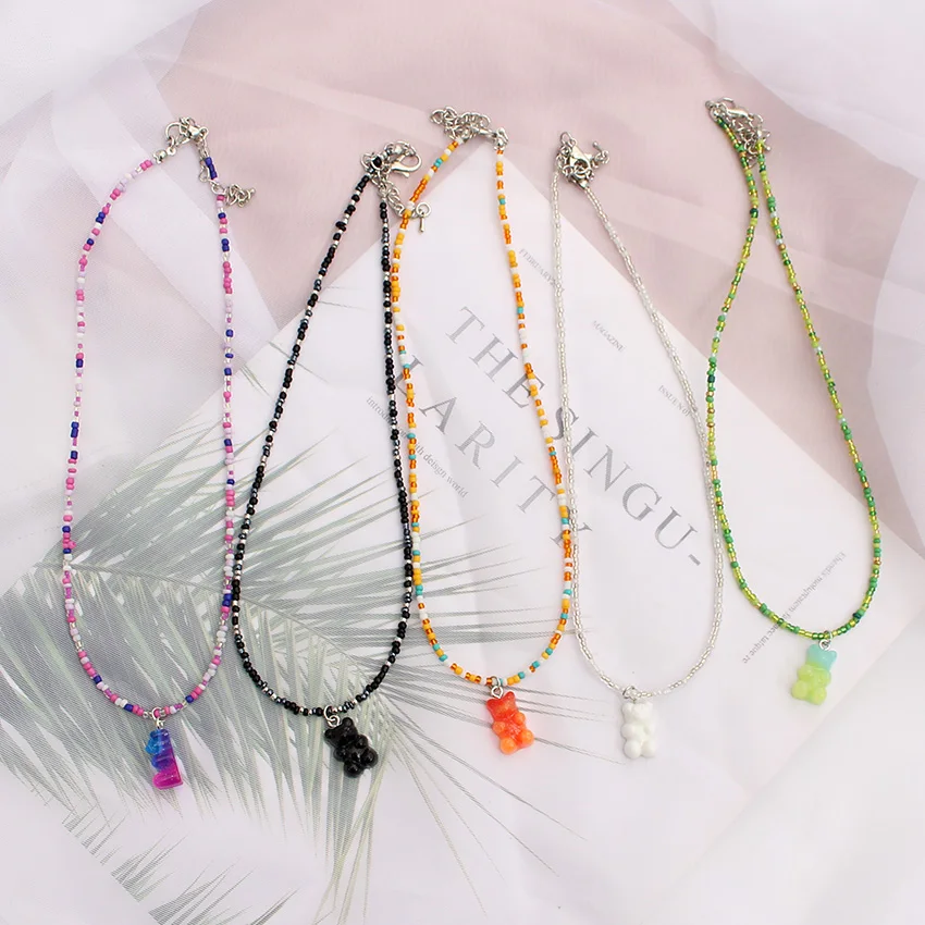 

2022 Fashion Korean Woman Boho Bear Pendant Choker Colorful Short Chain Beads Collar Female Handmade Necklace Jewelry Gift