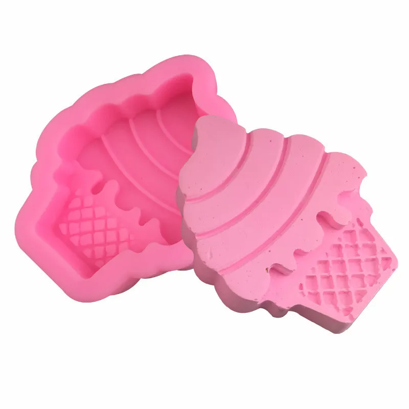 

Summer cone shaped mousse, sugar turning mould, soap, silica gel cake, ice cream mould, chocolate mould