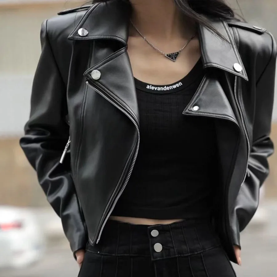 1pcs Women PU Leather Short Jackets 2022 Spring  Faux Fur Zipper Splicing Long Sleeve Black Ladies Skinny Locomotive Small Coats