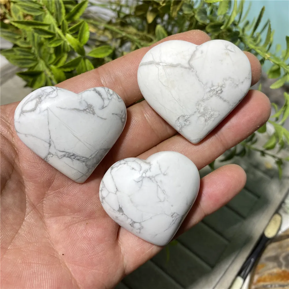 

Natural Howlite Heart Quartz Crystal Healing Stones Specimen Home Crafts Living Decoration Gift Pendant Wicca