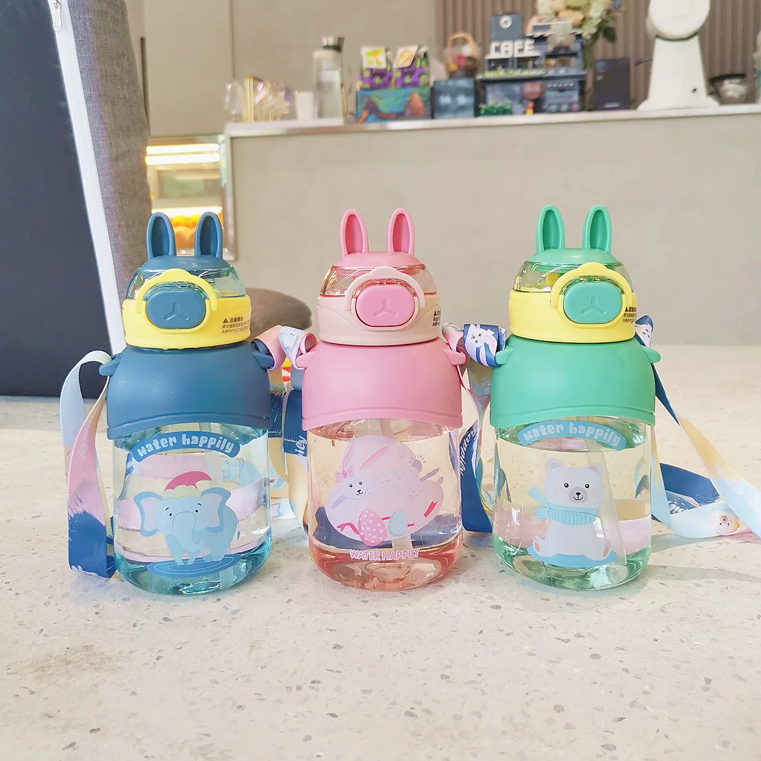 

Cute rabbit children water bottle animal cartoon pattern plastic straw cup can carry a portable birthday gift for hiking outing