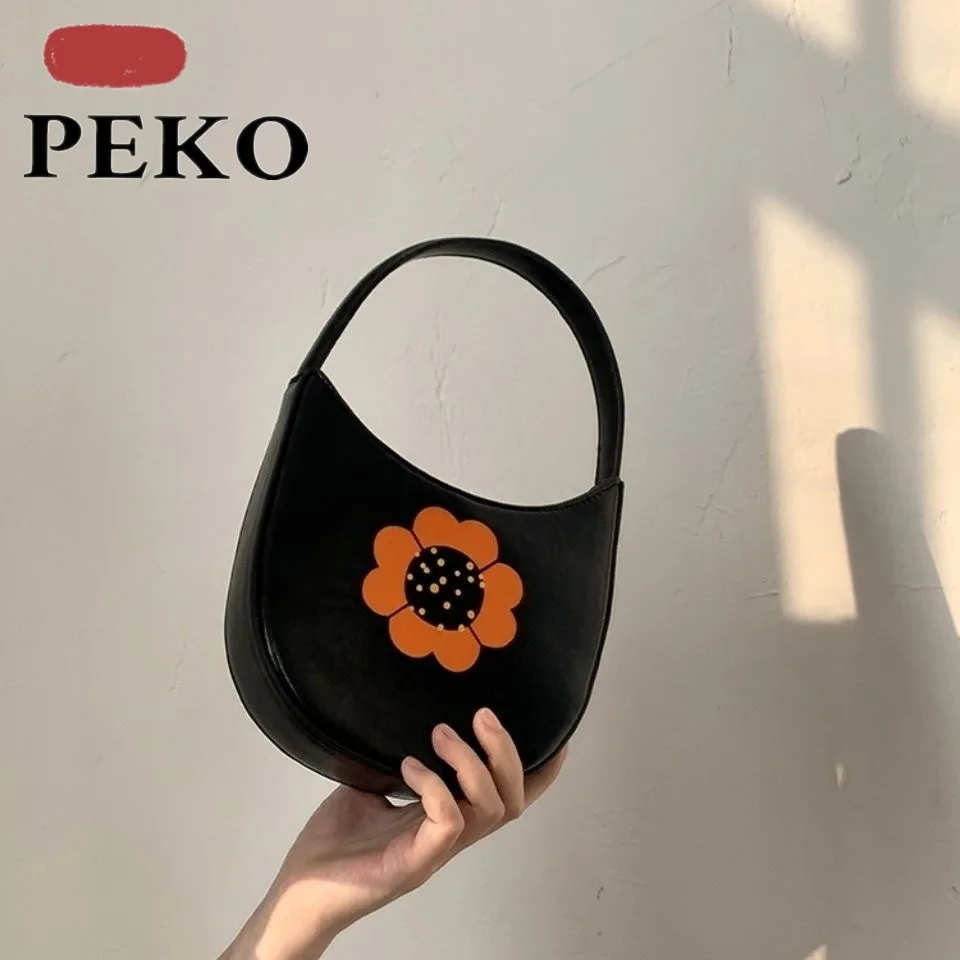 

2022 Design Women Flower PU Shoulder Bag High Capacity Shopping Bags Black Fashion Pnone Bag Handbags for Girls Half Moon Bag