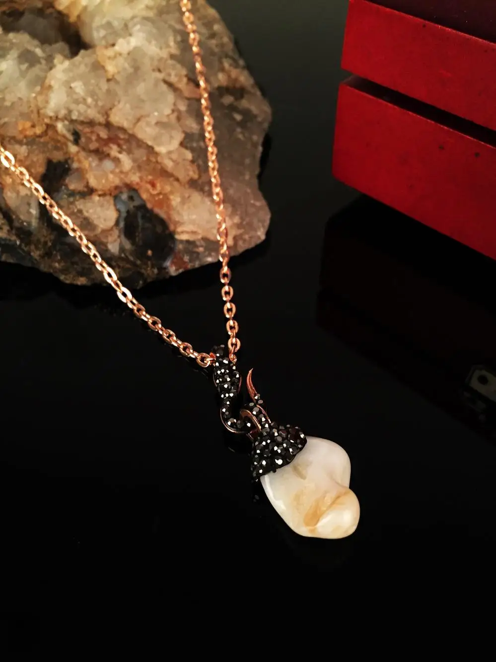 

Natural stone Women 'S Pearl Stone Rose Gold Plated Necklace Krb92