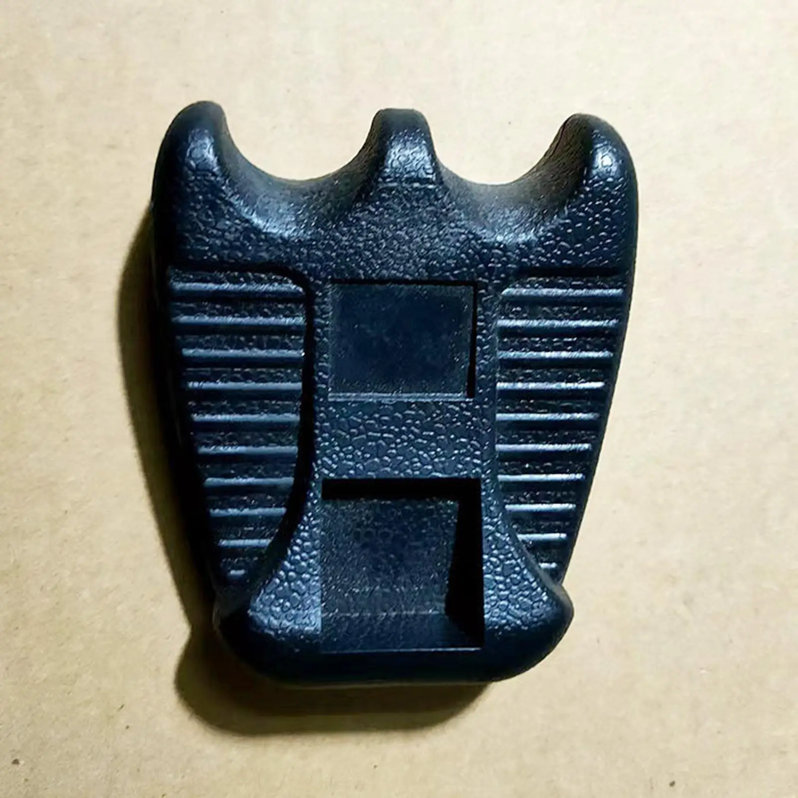 

Подставка для бильярдного кия, противоскользящая стойка для бильярдного кия, 2-кия, для игровой комнаты