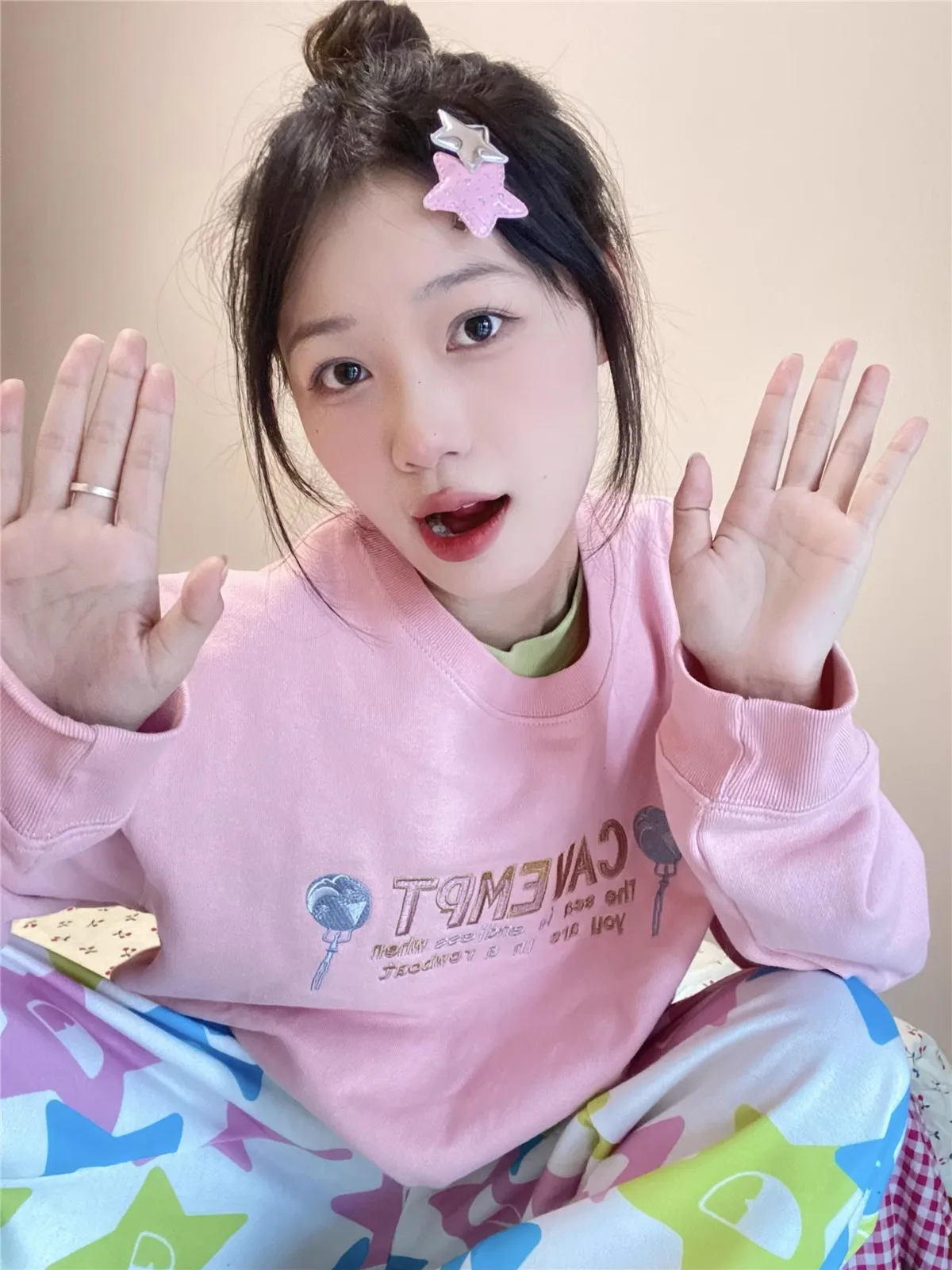 CAVEMPT 2024 розовая толстовка с круглым вырезом и вышивкой воздушных шаров толстовки