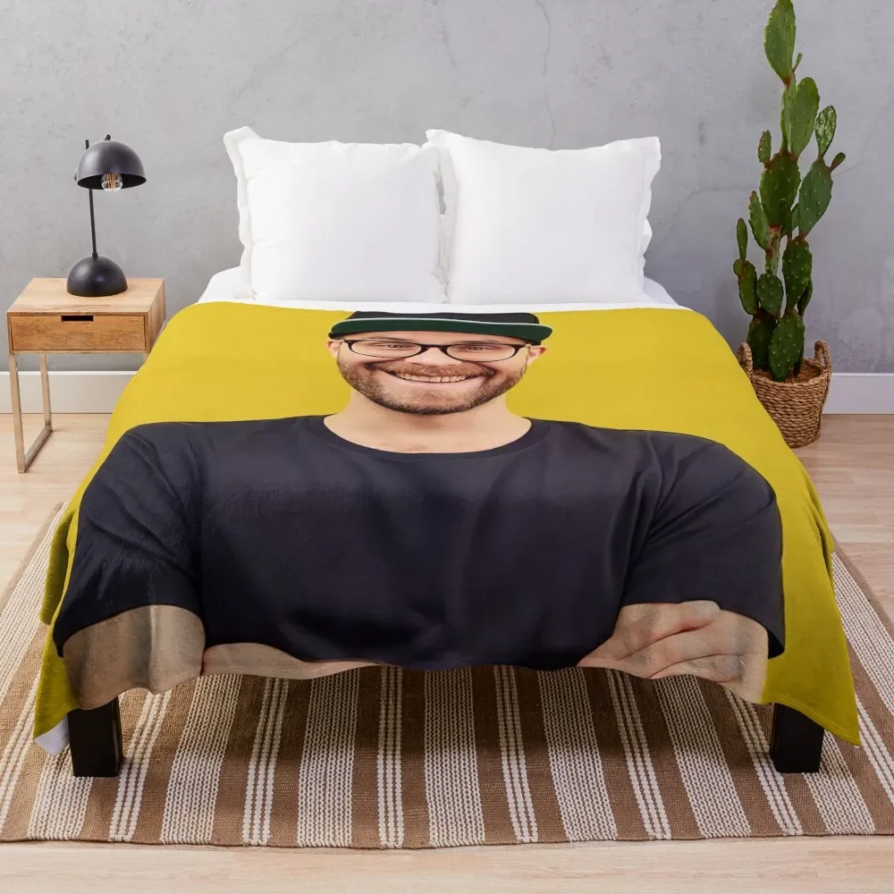 Стильное одеяло Mark Forster для дивана